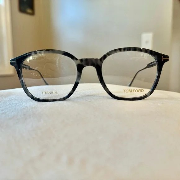 TOM FORD Black Tortoiseshell Eyeglasses - Picture 3 of 7